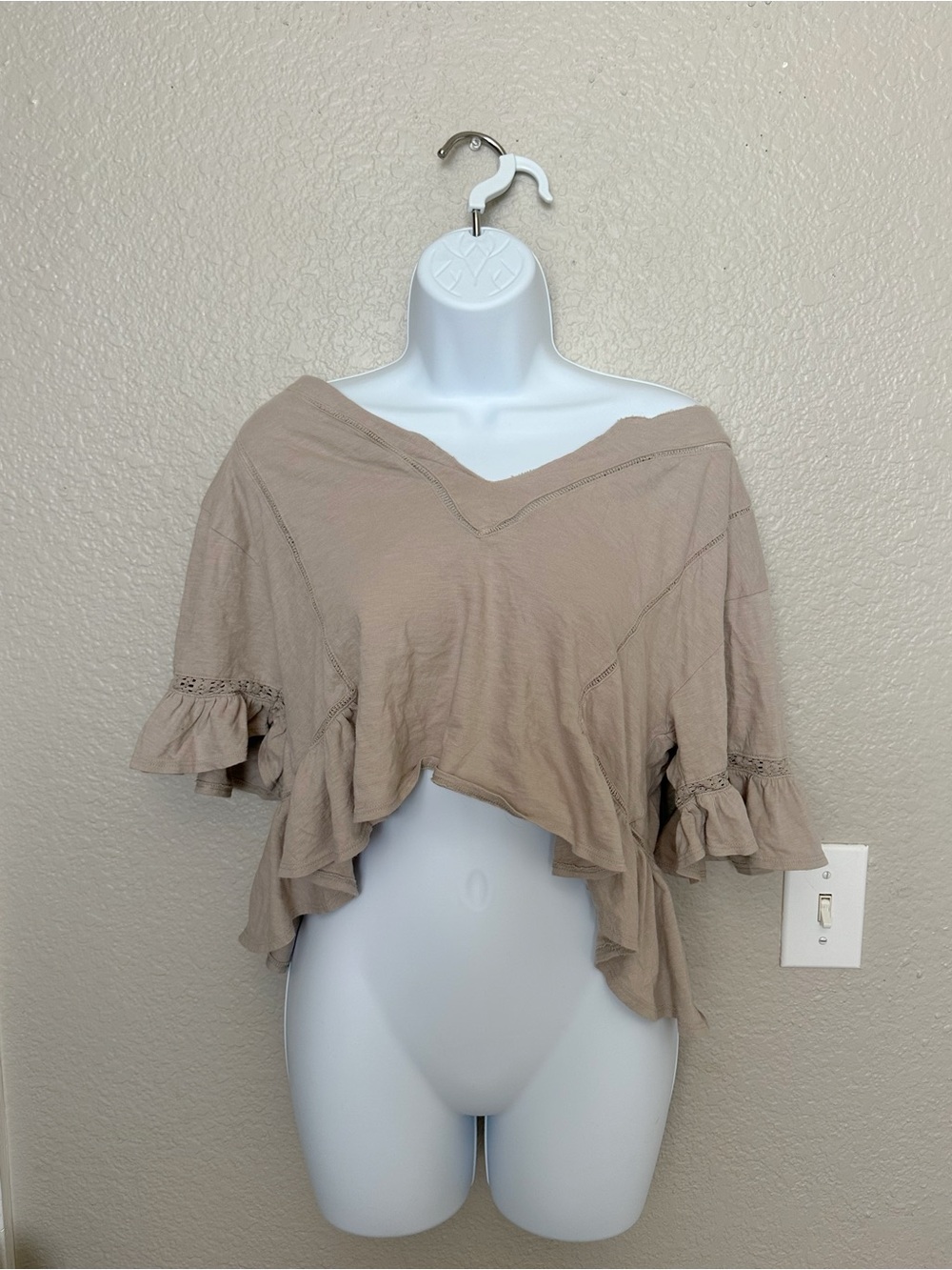 aerie Taupe Cropped Ruffle Sleeve V-Neck Top